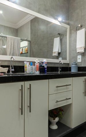 Casa para alugar com 142m², 3 quartos e 1 vagaBanheiro da Suíte
