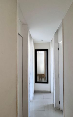 Apartamento à venda com 54m², 3 quartos e sem vaga Apartamento à venda com 54m², 3 quartos e sem vagaCorredor