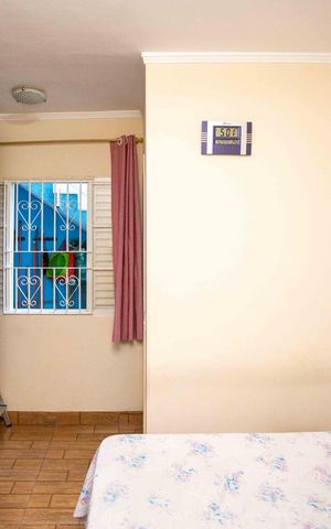 Casa à venda com 100m², 4 quartos e 2 vagasQuarto Suíte