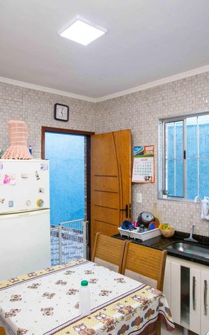 Casa à venda com 100m², 4 quartos e 2 vagasCozinha
