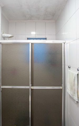 Casa à venda com 100m², 4 quartos e 2 vagasBanheiro Social