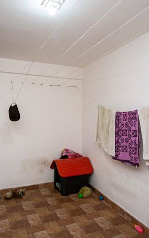 Casa à venda com 100m², 4 quartos e 2 vagasQuarto de Serviço