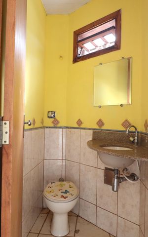 Casa para alugar com 280m², 3 quartos e 2 vagasLavabo