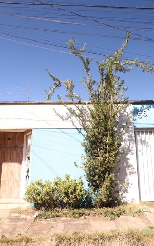 Casa para alugar com 280m², 3 quartos e 2 vagasFachada
