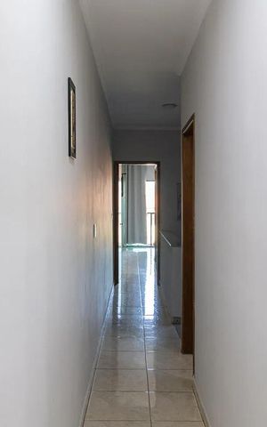 Casa para alugar com 158m², 3 quartos e 3 vagas Casa para alugar com 158m², 3 quartos e 3 vagasCorredor