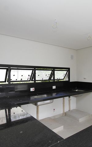 Apartamento à venda com 69m², 2 quartos e 2 vagasCozinha