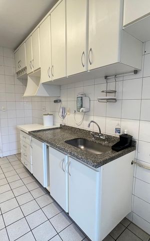 Apartamento à venda com 74m², 3 quartos e 2 vagasCozinha