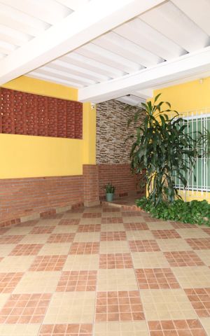 Casa para alugar com 146m², 4 quartos e 2 vagasGaragem