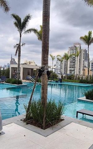 Apartamento à venda com 132m², 3 quartos e 2 vagas Apartamento à venda com 132m², 3 quartos e 2 vagasÁrea externa