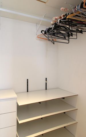 Apartamento para alugar com 90m², 1 quarto e 2 vagasCloset da Suíte