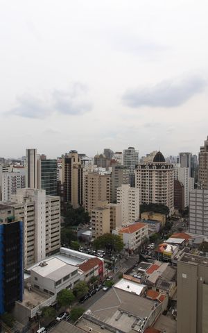 Apartamento para alugar com 90m², 1 quarto e 2 vagasVista