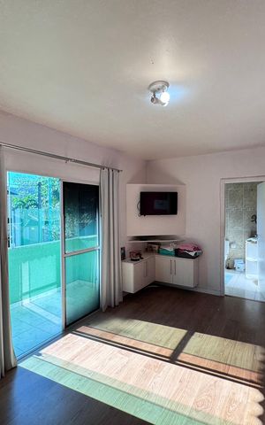 Casa de condomínio à venda com 190m², 3 quartos e 2 vagas Casa de condomínio à venda com 190m², 3 quartos e 2 vagasSuíte 1