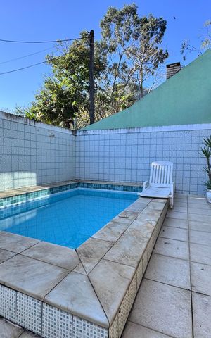 Casa de condomínio à venda com 190m², 3 quartos e 2 vagas Casa de condomínio à venda com 190m², 3 quartos e 2 vagasÁrea externa