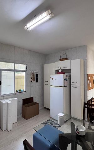 Casa de condomínio à venda com 190m², 3 quartos e 2 vagas Casa de condomínio à venda com 190m², 3 quartos e 2 vagasCozinha