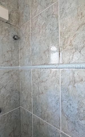 Casa de condomínio à venda com 190m², 3 quartos e 2 vagas Casa de condomínio à venda com 190m², 3 quartos e 2 vagasSuíte 2 - Banheiro