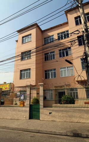 Apartamento para alugar com 73m², 2 quartos e sem vagaFachada