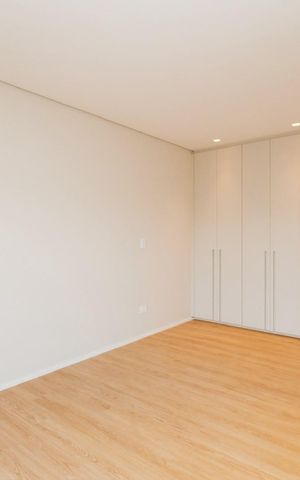Apartamento à venda com 86m², 2 quartos e 2 vagas Apartamento à venda com 86m², 2 quartos e 2 vagasQuarto