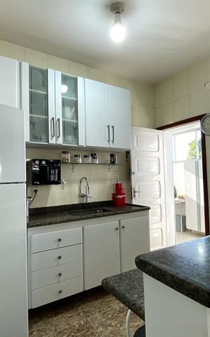Casa à venda com 360m², 4 quartos e 2 vagas Casa à venda com 360m², 4 quartos e 2 vagasCozinha