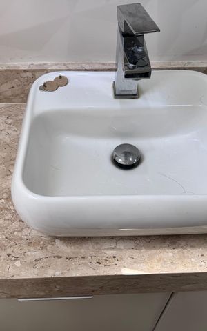 Apartamento para alugar com 235m², 3 quartos e 2 vagas Apartamento para alugar com 235m², 3 quartos e 2 vagasBanheiro da Suíte 1