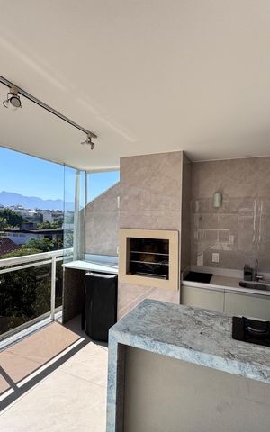 Apartamento para alugar com 235m², 3 quartos e 2 vagas Apartamento para alugar com 235m², 3 quartos e 2 vagasVaranda