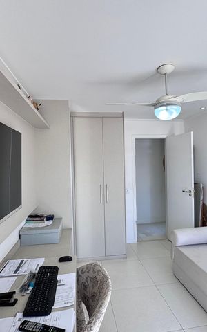 Apartamento para alugar com 235m², 3 quartos e 2 vagas Apartamento para alugar com 235m², 3 quartos e 2 vagasQuarto