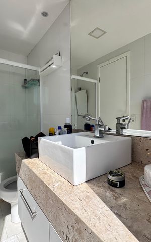 Apartamento para alugar com 235m², 3 quartos e 2 vagas Apartamento para alugar com 235m², 3 quartos e 2 vagasBanheiro da Suíte 2