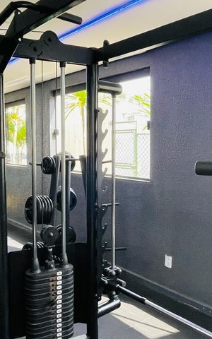 Apartamento para alugar com 37m², 2 quartos e 1 vaga Apartamento para alugar com 37m², 2 quartos e 1 vagaAcademia