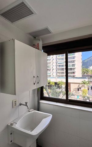 Apartamento à venda com 62m², 2 quartos e 1 vaga Apartamento à venda com 62m², 2 quartos e 1 vagaCozinha e Área de Serviço