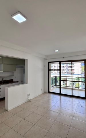 Apartamento à venda com 62m², 2 quartos e 1 vaga Apartamento à venda com 62m², 2 quartos e 1 vagaSala