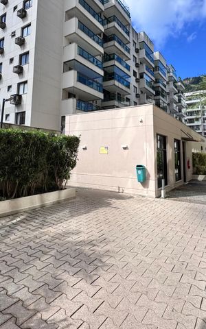 Apartamento à venda com 62m², 2 quartos e 1 vaga Apartamento à venda com 62m², 2 quartos e 1 vagaFachada