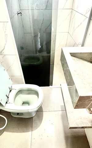 Apartamento à venda com 53m², 2 quartos e sem vaga Apartamento à venda com 53m², 2 quartos e sem vagaBanheiro