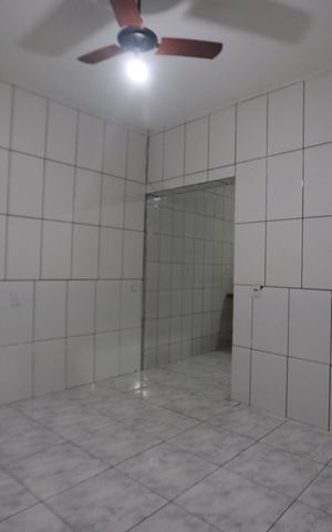 Casa para alugar com 48m², 1 quarto e sem vagaQuarto