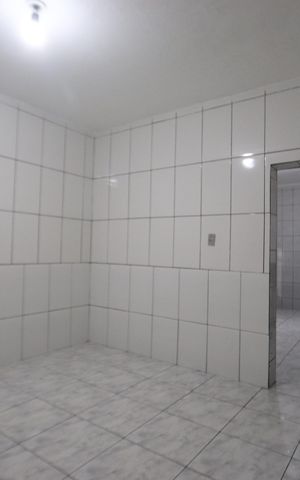 Casa para alugar com 48m², 1 quarto e sem vagaSala
