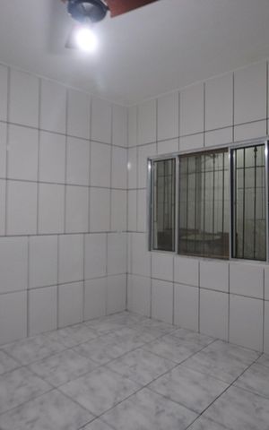 Casa para alugar com 48m², 1 quarto e sem vagaQuarto