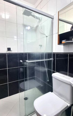 Casa à venda com 120m², 3 quartos e 2 vagas Casa à venda com 120m², 3 quartos e 2 vagasBanheiro