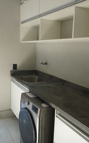 Casa de condomínio à venda com 330m², 2 quartos e 4 vagasÁrea de Serviço