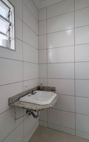 Casa para alugar com 45m², 1 quarto e sem vaga Casa para alugar com 45m², 1 quarto e sem vagaBanheiro