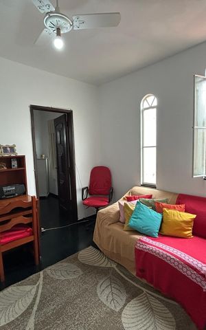 Casa à venda com 120m², 2 quartos e 1 vagaHall dos quartos
