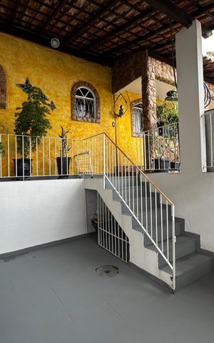 Casa à venda com 120m², 2 quartos e 1 vagaGaragem