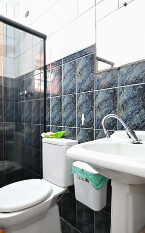 Casa à venda com 224m², 3 quartos e 6 vagasBanheiro