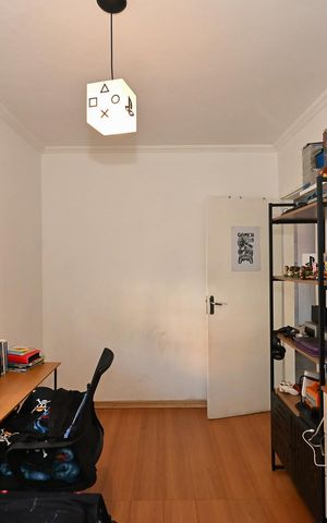 Casa à venda com 224m², 3 quartos e 6 vagasQuarto 1