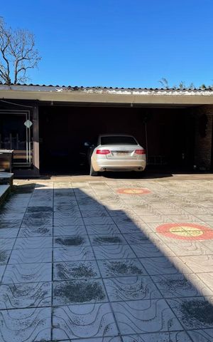 Casa para alugar com 300m², 3 quartos e 3 vagas