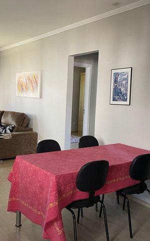 Casa para alugar com 300m², 3 quartos e 3 vagas Casa para alugar com 300m², 3 quartos e 3 vagasSala