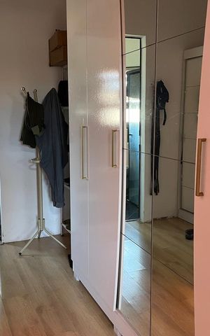 Casa para alugar com 300m², 3 quartos e 3 vagas Casa para alugar com 300m², 3 quartos e 3 vagasCloset