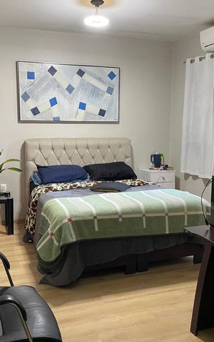 Casa para alugar com 300m², 3 quartos e 3 vagas Casa para alugar com 300m², 3 quartos e 3 vagasQuarto 1