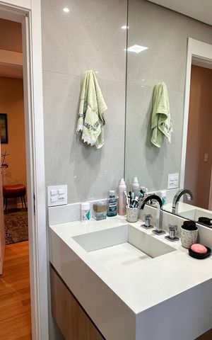 Apartamento para alugar com 147m², 3 quartos e 2 vagas