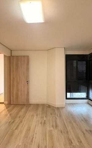 Apartamento à venda com 305m², 4 quartos e 4 vagas Apartamento à venda com 305m², 4 quartos e 4 vagasSuite 1