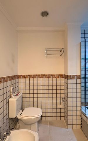 Apartamento à venda com 305m², 4 quartos e 4 vagas Apartamento à venda com 305m², 4 quartos e 4 vagasBanheiro Suíte 2