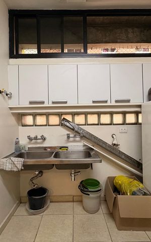 Apartamento à venda com 305m², 4 quartos e 4 vagas Apartamento à venda com 305m², 4 quartos e 4 vagasÁrea de serviço