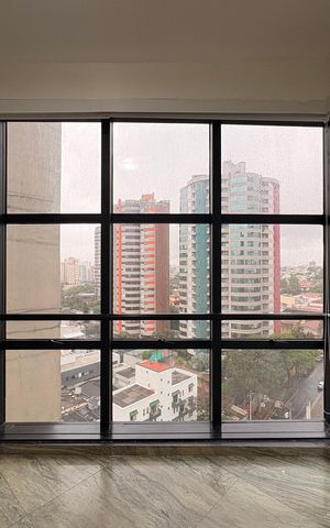 Apartamento à venda com 305m², 4 quartos e 4 vagas Apartamento à venda com 305m², 4 quartos e 4 vagasEscritório